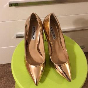 Rose Gold Steve Madden Pumps